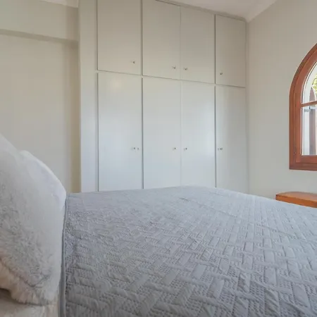 Onirion Homes : Stella's Holiday home