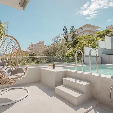 Onirion Homes : Stella's Holiday home